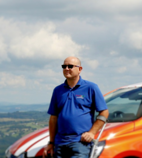 Craig Jones ADI-
DVSA-approved driving Instructor 