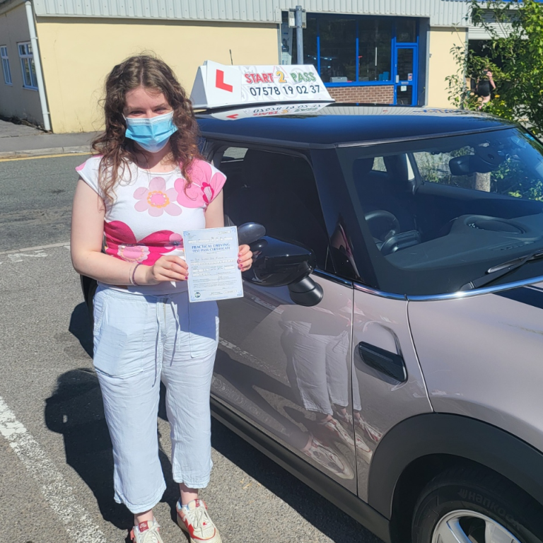 Siwan smashing his test 1st time from Crosshands 