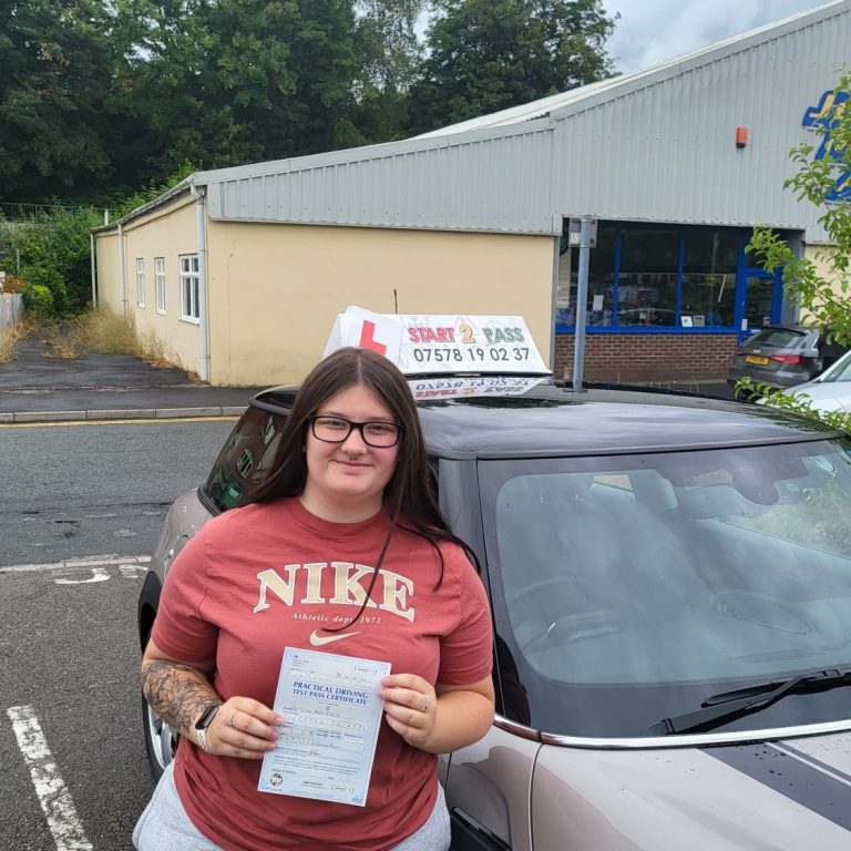 Caitlin smashing driving test nerves and giving 5 start review 1st time pass 