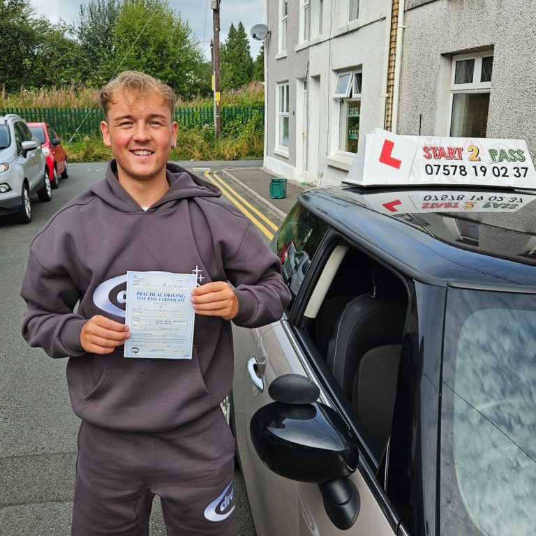 Callum giving start 2pass 5 stars from Penygroes, smashing first time pass zero faults